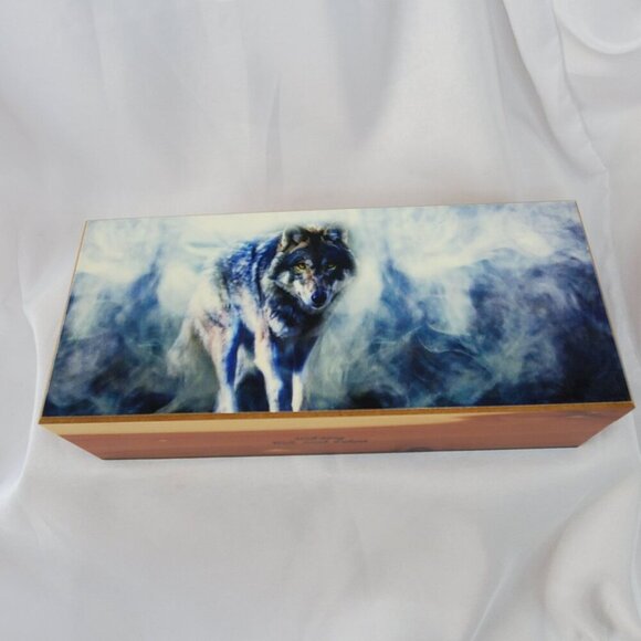 VTG Decorative Wolf Cedar Wood Jewelry Box 9.25"x4"x2.5" Wall Drug South Dakota - Picture 1 of 13
